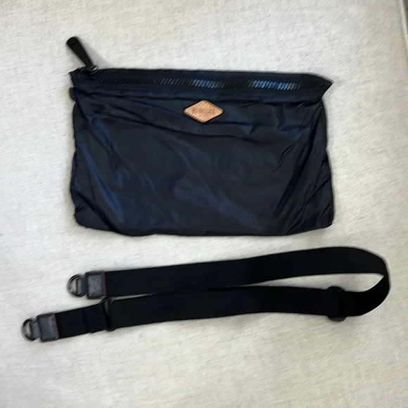 MZ Wallace Medium Sutton - Picture 2 of 6